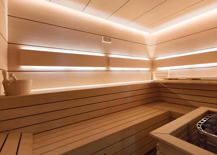 504 L Indoor Parking L Breakfast & Available 부르가스