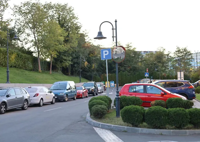 Appartement 504 L Indoor Parking L Breakfast & Available